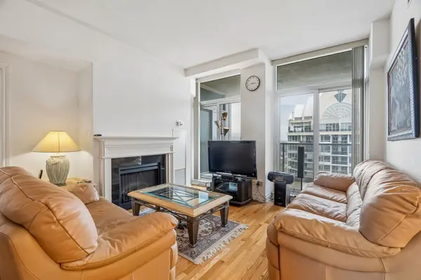 1 Rean DR #2703, Toronto C15, ON M2K 3C1