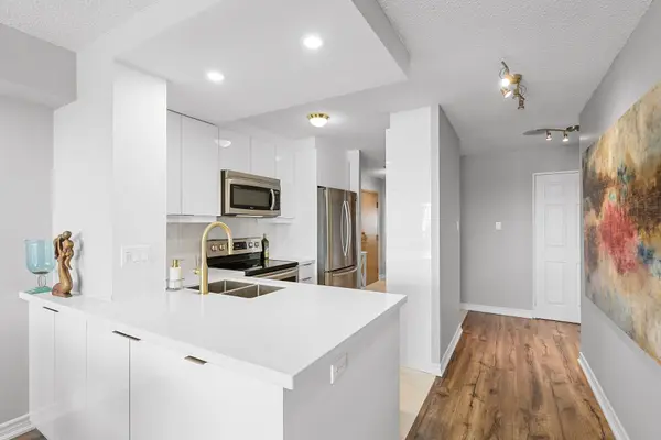3231 Eglinton AVE E #1205B, Toronto E08, ON M1J 3N5