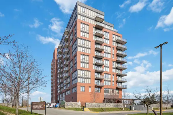 1038 McNicoll AVE #316, Toronto E05, ON M1W 0A4