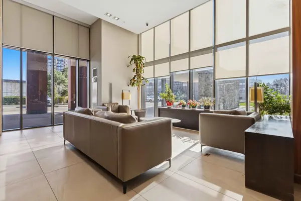 1038 McNicoll AVE #316, Toronto E05, ON M1W 0A4