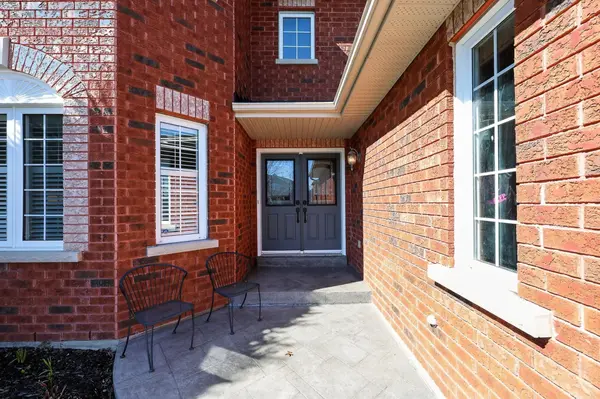 54 Bambi CRES, Georgina, ON L4P 4C6