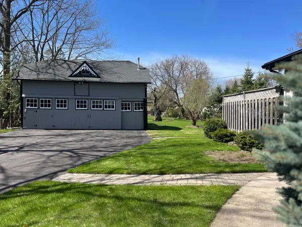20314 Leslie ST, East Gwillimbury, ON L0G 1R0