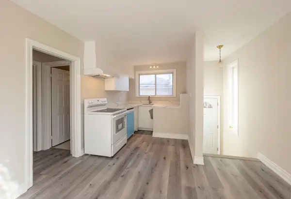 443 Fernleigh CIR N, Richmond Hill, ON L4C 1E5