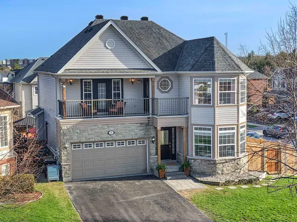 1 Windsor CRES, Barrie, ON L4N 0K2