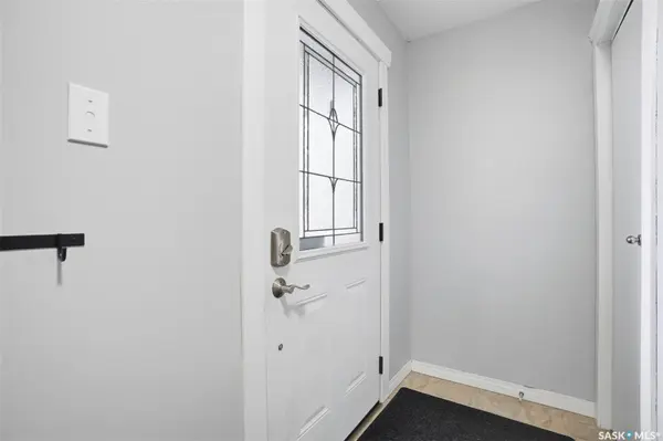 2532 Kelvin AVENUE, Saskatoon, SK S7J 0T7