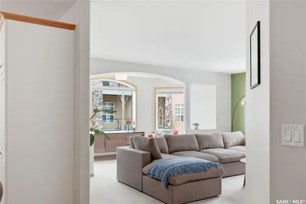 230 Heath AVENUE #203, Saskatoon, SK S7S 1N7
