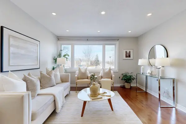 113 Kingswood DR N, Brampton, ON L6V 2X5
