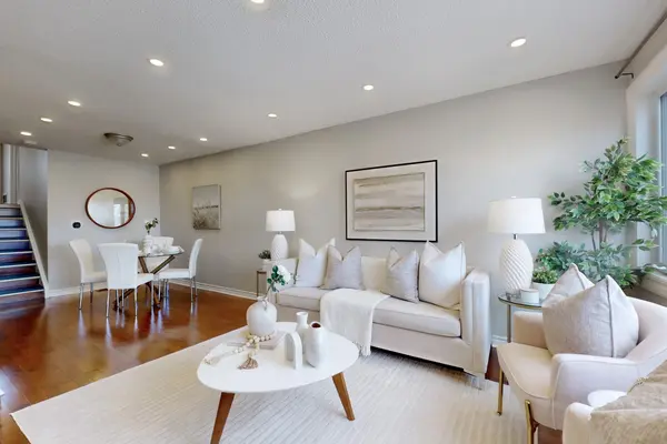 113 Kingswood DR N, Brampton, ON L6V 2X5
