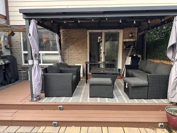 247 Royal Salisbury WAY, Brampton, ON L6V 3G4