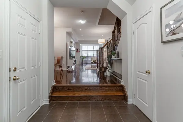2019 Trawden WAY #23, Oakville, ON L6M 0M3