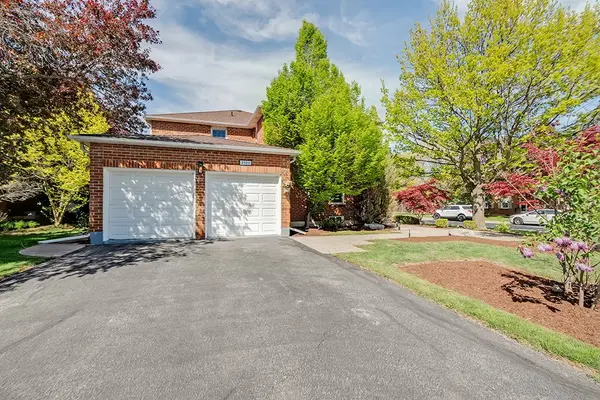 2101 Grosvenor ST, Oakville, ON L6H 4N1