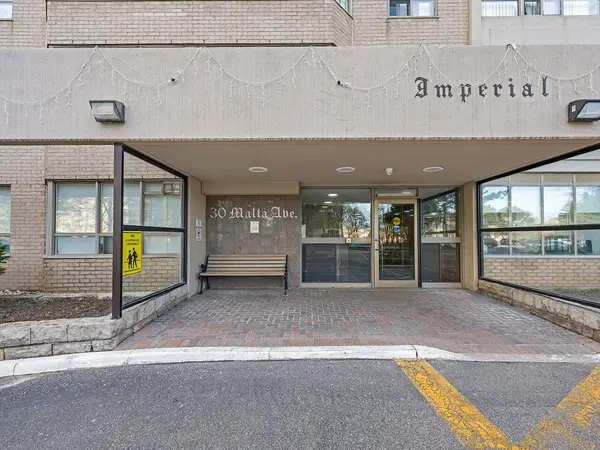 30 Malta AVE #2004, Brampton, ON L6Y 4W6