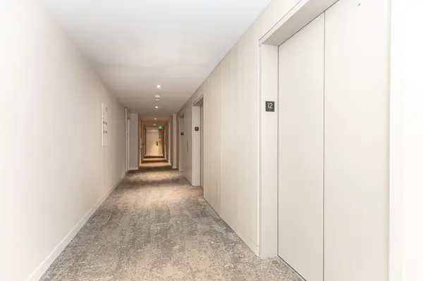 28 Ann ST #1201, Mississauga, ON L5G 3G1