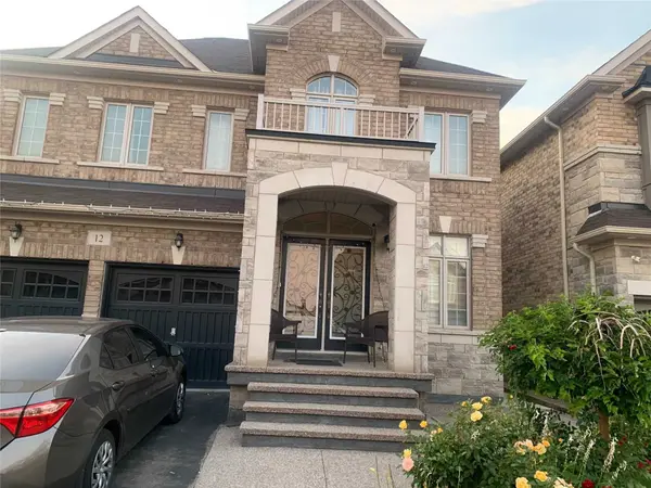 12 Bilby ST, Brampton, ON L7A 4K3