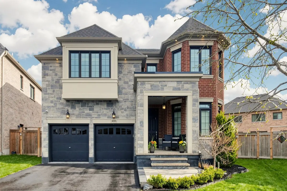 406 Ramsey PL, Milton, ON L9E 1N3