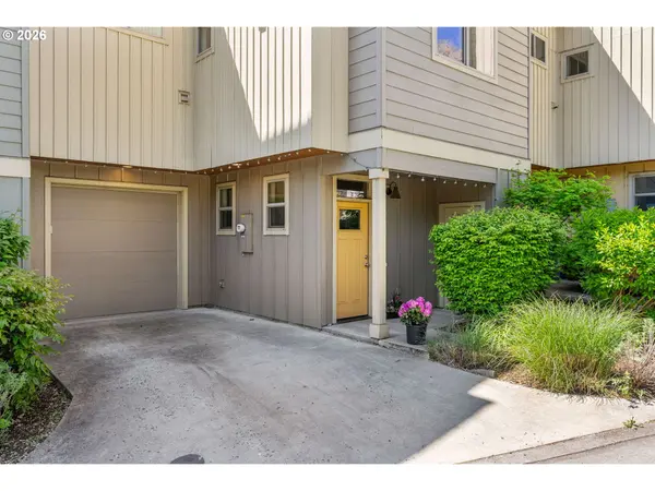 511 SE UPPER WYERS, White Salmon, WA 98672