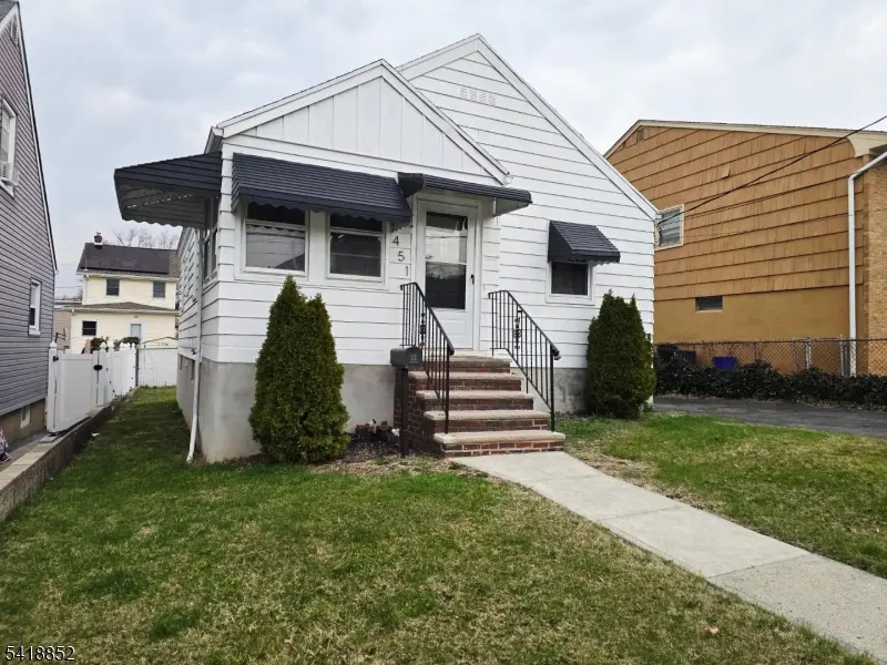 451 Wilson Ave, Lyndhurst Twp., NJ 07071