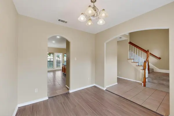 805 Brandon Drive, Seagoville, TX 75159