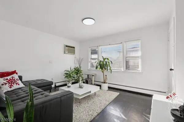 89 Anderson Ave, Wallington Boro, NJ 07057