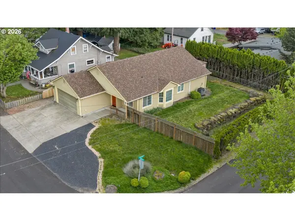 1123 GRANT ST, Oregon City, OR 97045