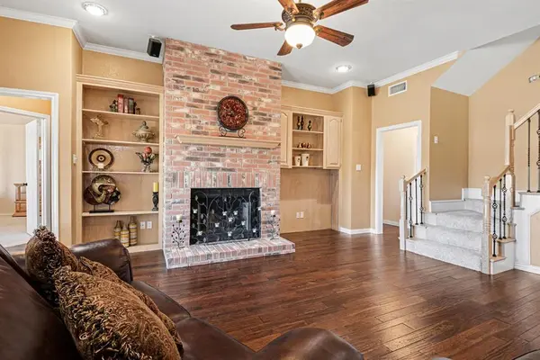 2811 Gilmer Street, Caddo Mills, TX 75135