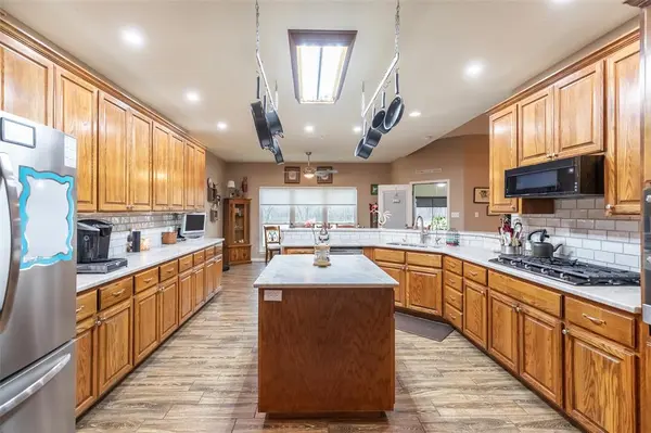 3123 Fm 604 S, Clyde, TX 79510