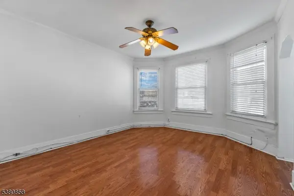 206 N 6Th St, Prospect Park Boro, NJ 07508