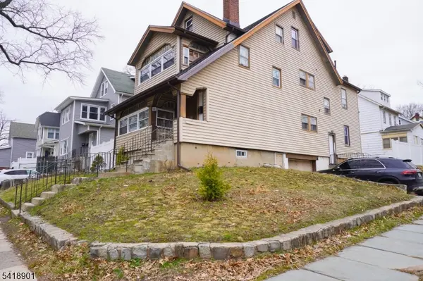 130 Elmwood Ave, East Orange City, NJ 07018