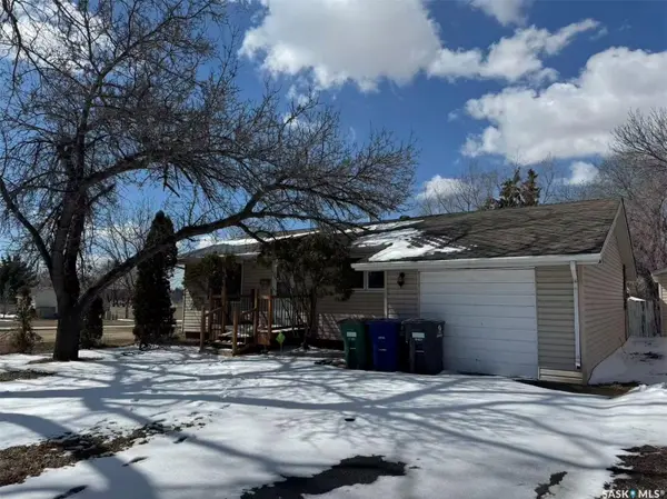453 VANCOUVER AVENUE S, Saskatoon, SK S7M 3N3