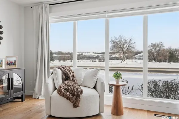 115 Whiteswan DRIVE, Saskatoon, SK S7K 4M5
