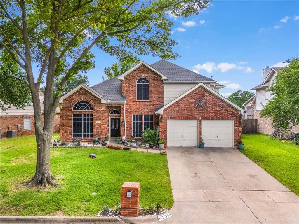 1910 Paloma Way, Arlington, TX 76006