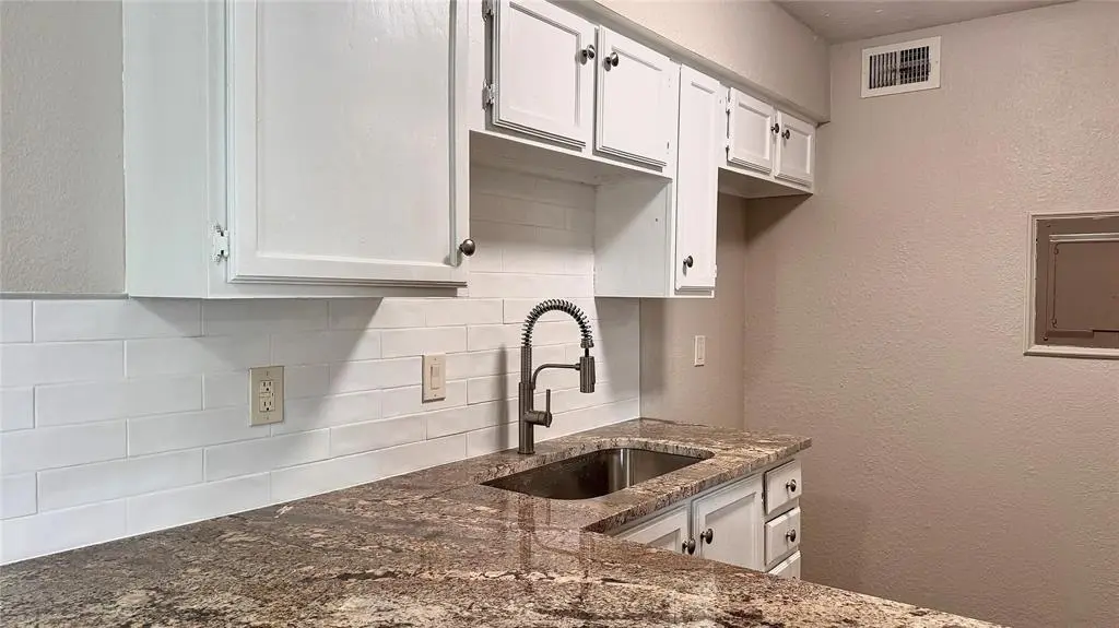 1614 Pecan Chase Circle #59, Arlington, TX 76012