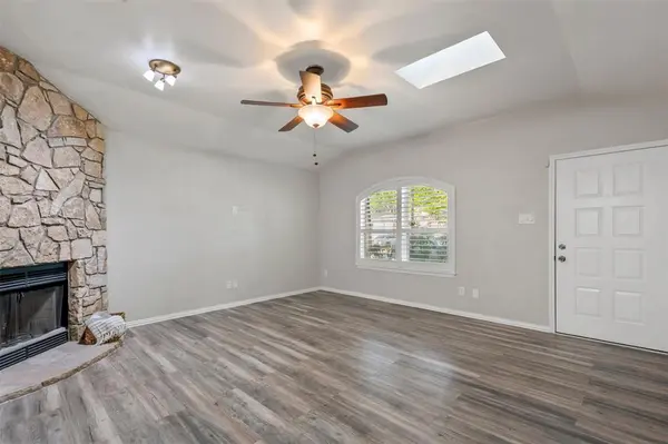 1010 Blue Jay Drive, Mansfield, TX 76063