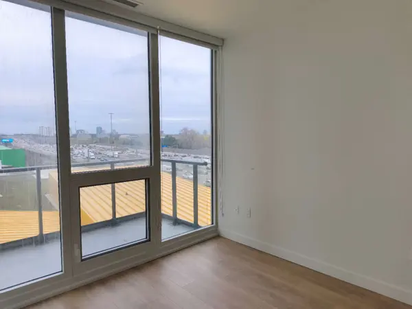 85 Mcmahon DR #601, Toronto C15, ON M2K 0H1