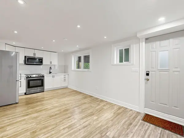 BSMT-18 King Richard CT, Markham, ON L3P 1M1
