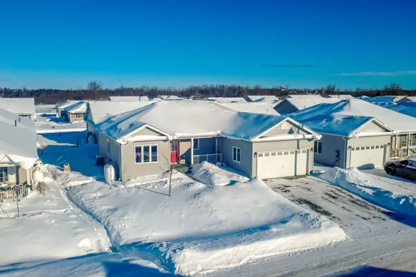 10 Sinclair CRES, Ramara, ON L3V 8K1