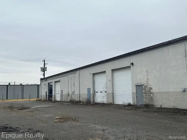 32841 PARKLANE ST, Garden City, MI 48135