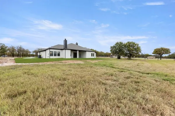 1027 Arbor Hills Court, Poolville, TX 76487