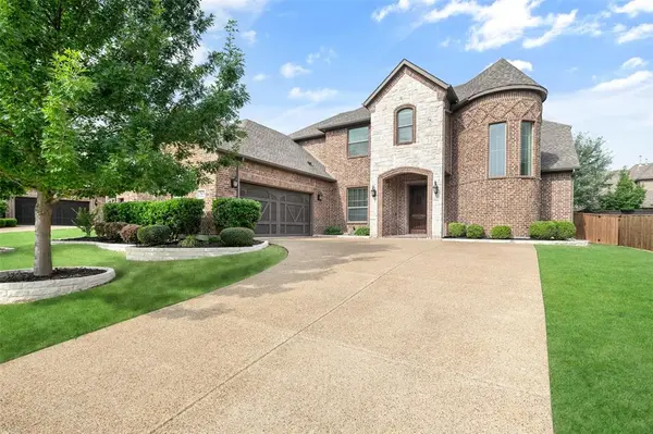 7825 Woodcreek Way, Sachse, TX 75048