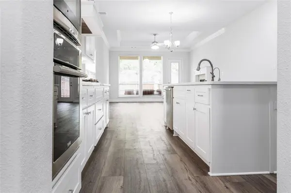 12569 Royal Oaks Lane, Farmers Branch, TX 75234