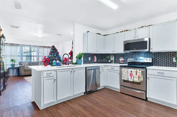 5722 Firethorn Drive, Dallas, TX 75249