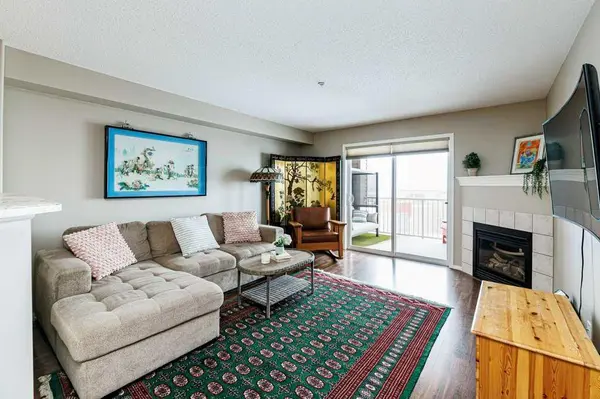 60 Lawford AVE #319, Red Deer, AB T4R 3E9