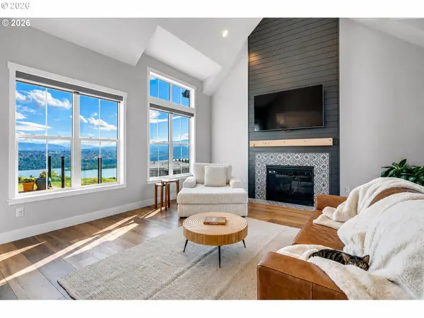 201 STERLING BLVD, White Salmon, WA 98672