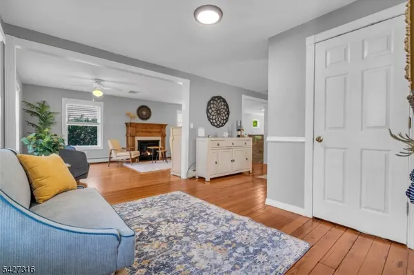 818 Summit Ave, Westfield Town, NJ 07090