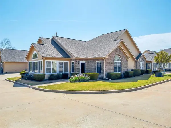2601 Marsh Lane #84, Plano, TX 75093