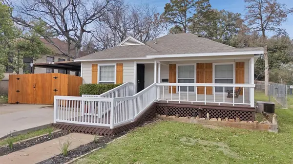 2815 W 8th Street, Dallas, TX 75211