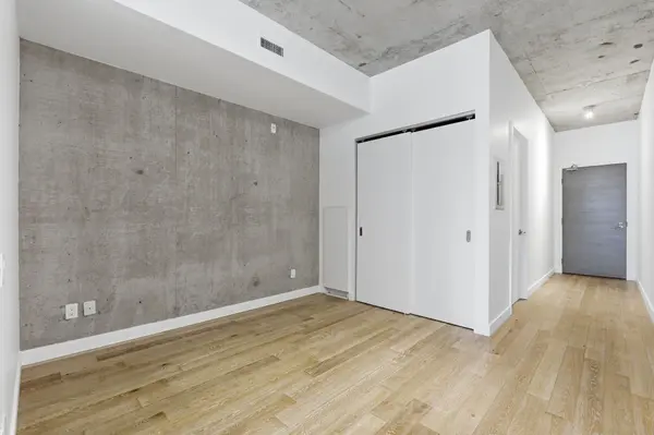 25 Stafford ST #502, Toronto C01, ON M5V 0G3