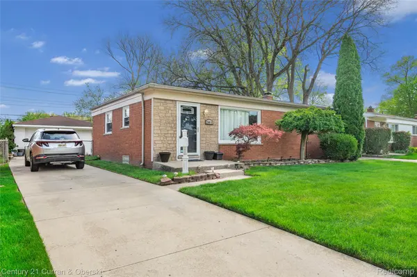 25015 Chernick ST, Taylorcity_wayne, MI 48180
