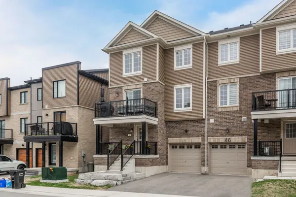 48 Hay LN, Barrie, ON L9J 0T8