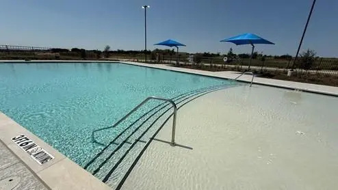 1910 CHEROKEE Lane, Cleburne, TX 76033